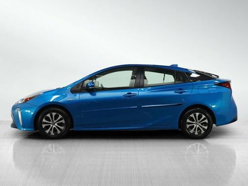2021 Toyota Prius XLE