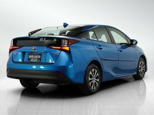 2021 Toyota Prius XLE