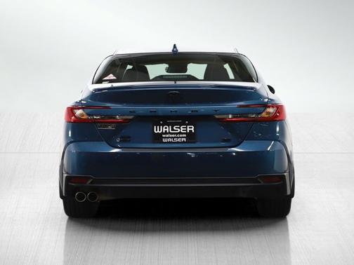 Ocean Gem 2026 Toyota Camry SE