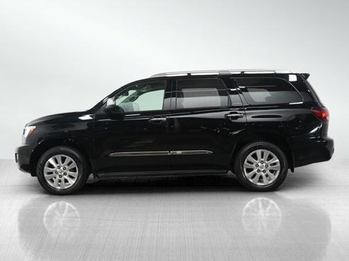 2022 Toyota Sequoia Platinum