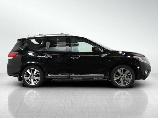 2013 Nissan Pathfinder Platinum
