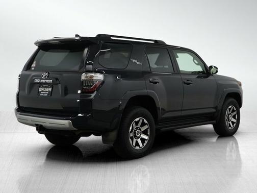 2024 Toyota 4Runner TRD Off Road