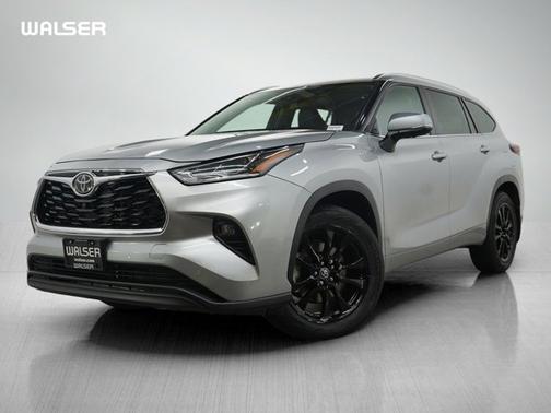 Celestial Silver Metallic 2024 Toyota Highlander Limited