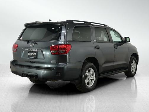 Magnetic Gray Metallic 2016 Toyota Sequoia SR5