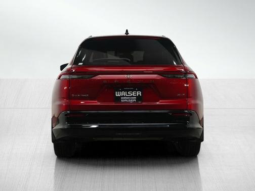 2025 Toyota Crown Signia XLE