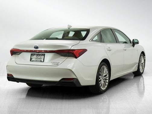 2020 Toyota Avalon Hybrid Limited