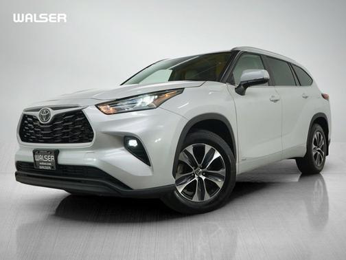 2025 Toyota Highlander Hybrid XLE