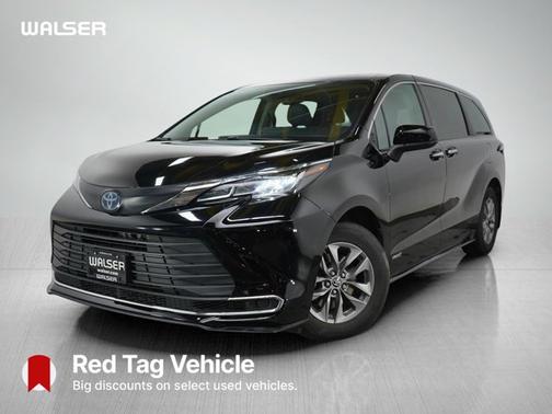 2021 Toyota Sienna XLE