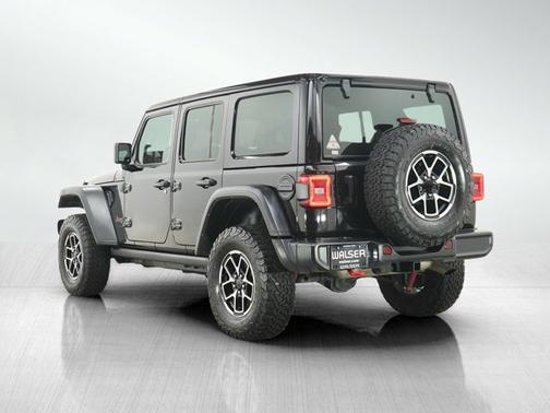 Black Clearcoat 2025 Jeep Wrangler Rubicon