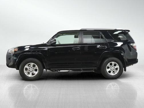 Midnight Black Metallic 2018 Toyota 4Runner SR5 Premium