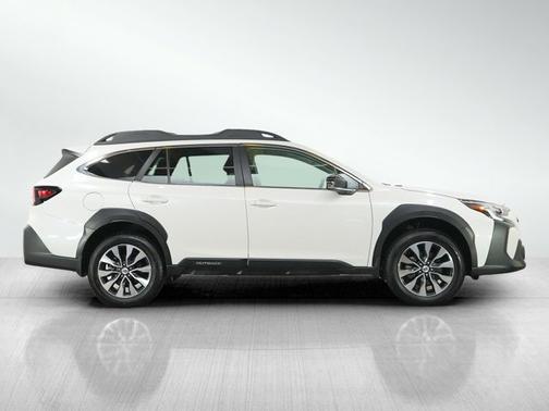 Crystal White Pearl 2024 Subaru Outback Limited