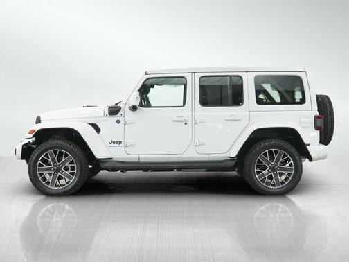 Bright White Clearcoat 2024 Jeep Wrangler High Altitude