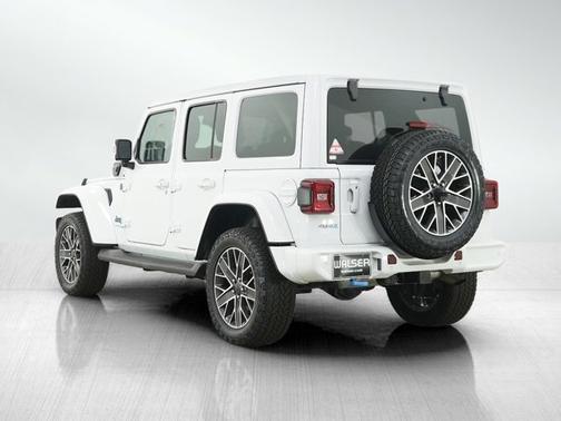 Bright White Clearcoat 2024 Jeep Wrangler High Altitude