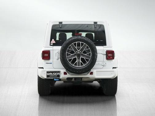 Bright White Clearcoat 2024 Jeep Wrangler High Altitude