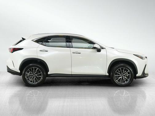 Eminent White Pearl 2023 Lexus NX 350h Premium