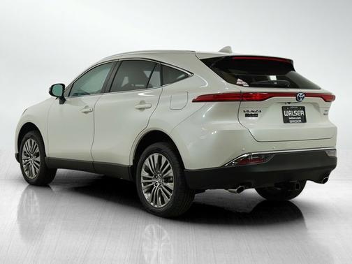 2022 Toyota Venza XLE