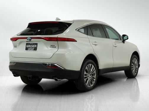 2022 Toyota Venza XLE