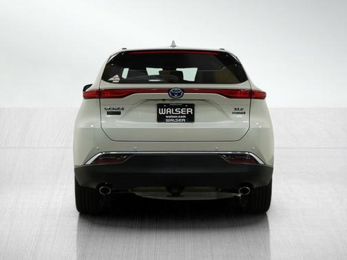 2022 Toyota Venza XLE