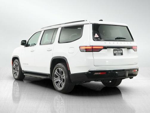 Bright White Clearcoat 2024 Jeep Wagoneer Series II