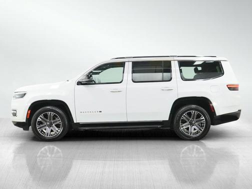Bright White Clearcoat 2024 Jeep Wagoneer Series II