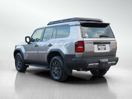 2025 Toyota Land Cruiser 