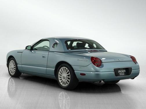 2004 Ford Thunderbird