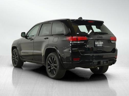 2017 Jeep Grand Cherokee Altitude