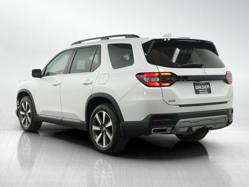 2023 Honda Pilot Elite