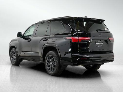 2025 Toyota Sequoia Platinum