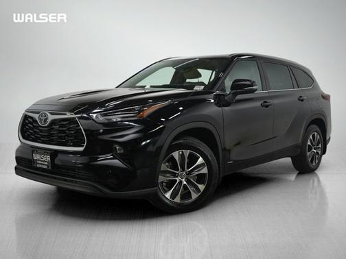 2025 Toyota Highlander Hybrid XLE