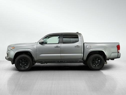 2016 Toyota Tacoma SR