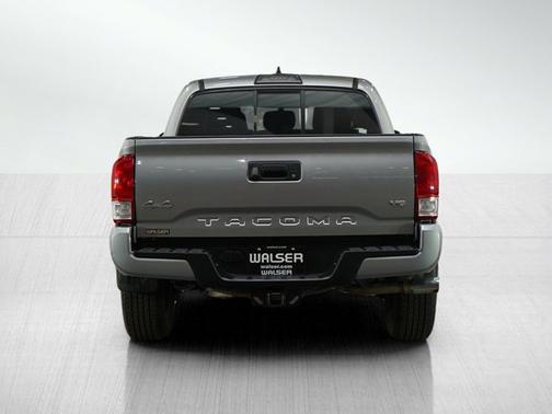 2016 Toyota Tacoma SR