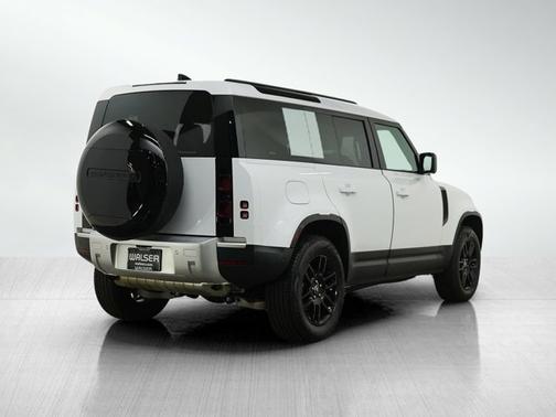 Fuji White 2025 Land Rover Defender S