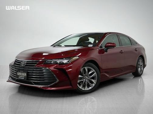 2022 Toyota Avalon XLE