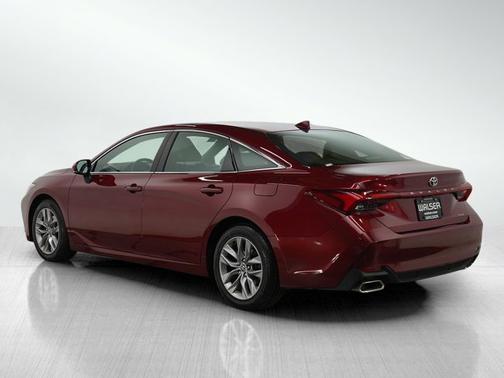 2022 Toyota Avalon XLE