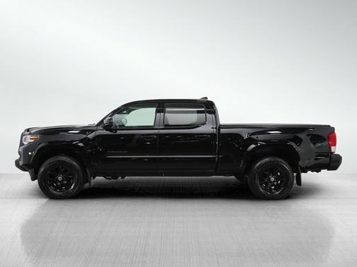 Black 2017 Toyota Tacoma SR5