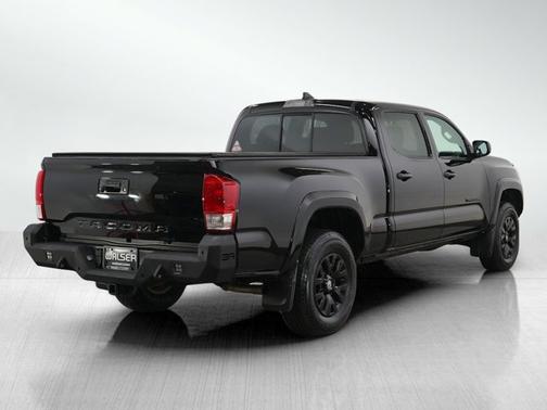 Black 2017 Toyota Tacoma SR5
