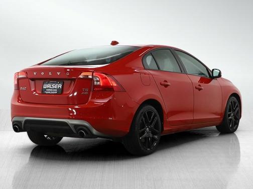 Passion Red 2017 Volvo S60 T5 Dynamic