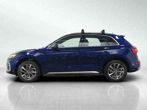 2022 Audi Q5 S line Premium Plus