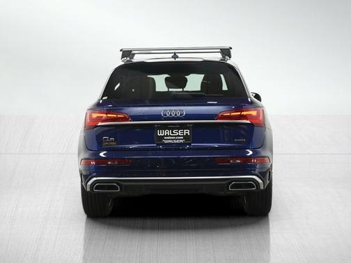 2022 Audi Q5 S line Premium Plus