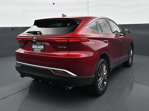 Pearl 2023 Toyota Venza LE