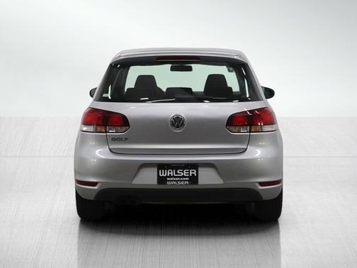 2010 Volkswagen Golf Base