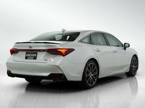 2019 Toyota Avalon XSE