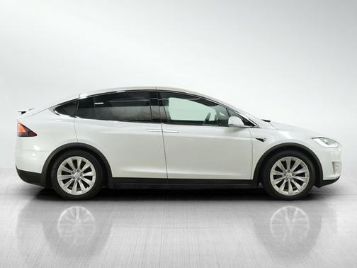 Pearl White Multi-Coat 2020 Tesla Model X Long Range