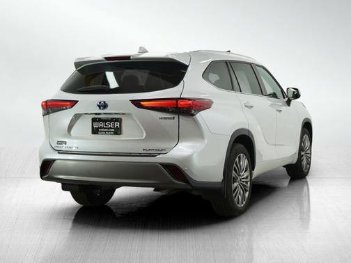 2022 Toyota Highlander Hybrid Hybrid Platinum