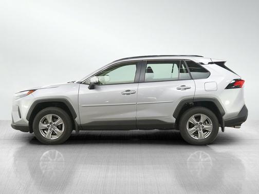 Silver Sky Metallic 2022 Toyota RAV4 Hybrid Hybrid XLE