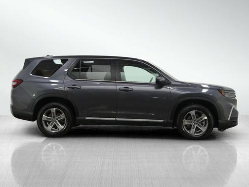2024 Honda Pilot EX-L 8 Passenger