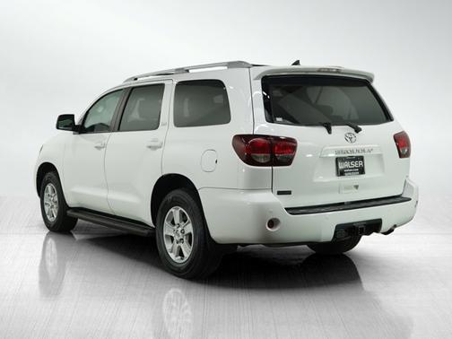 2019 Toyota Sequoia SR5