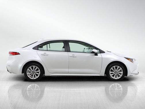 Wind Chill Pearl 2026 Toyota Corolla LE