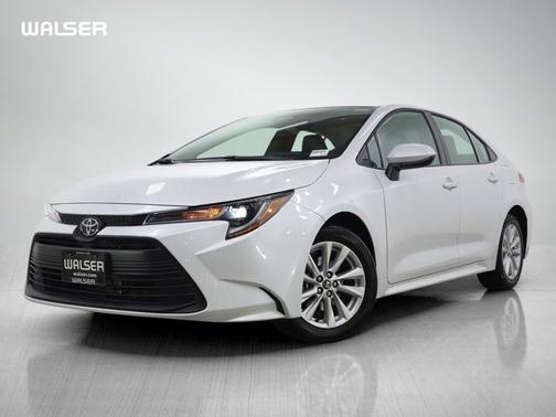 Wind Chill Pearl 2026 Toyota Corolla LE